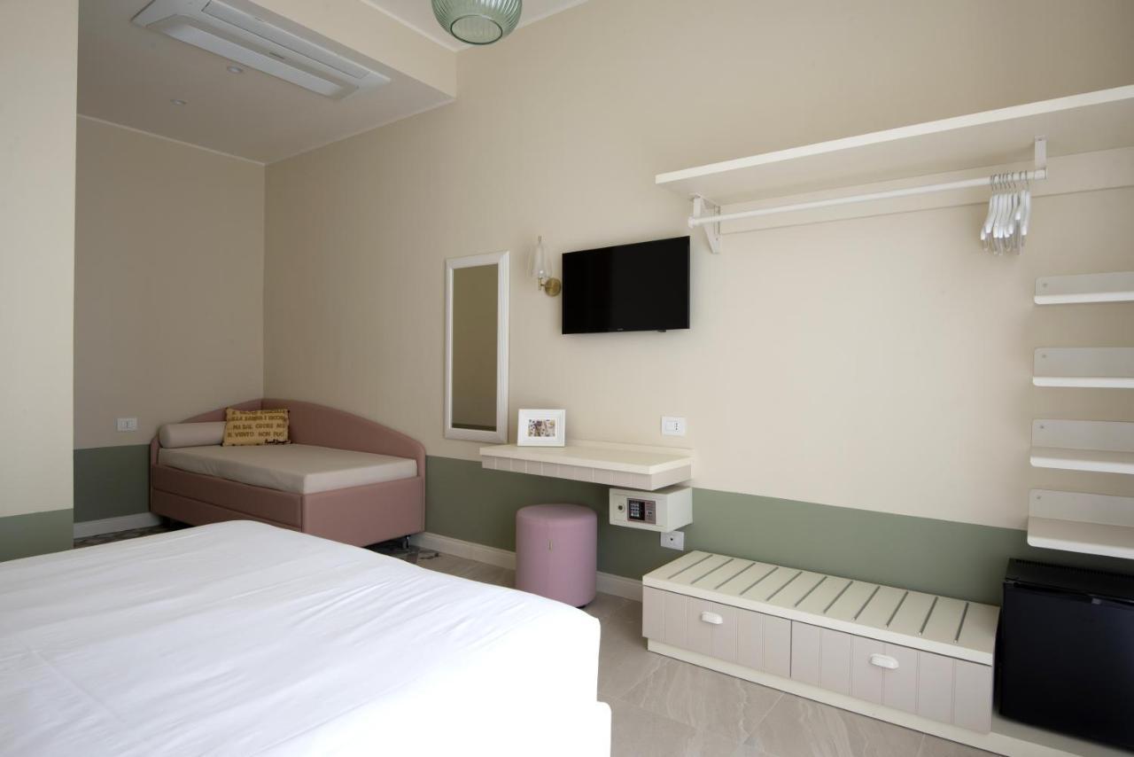 Pan Di Zenzero Icecream Hotel Rimini Luaran gambar